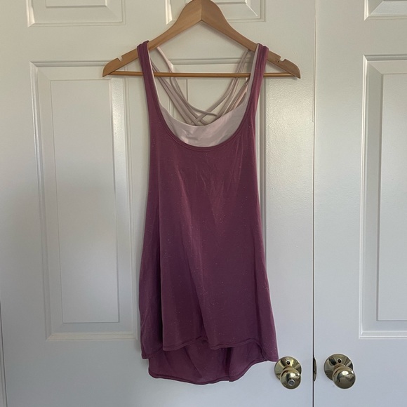 Lululemon Top - Picture 1 of 4